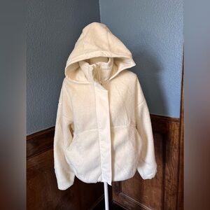 🆕 Bass Outdoor Women's Cream Hooded Jacket